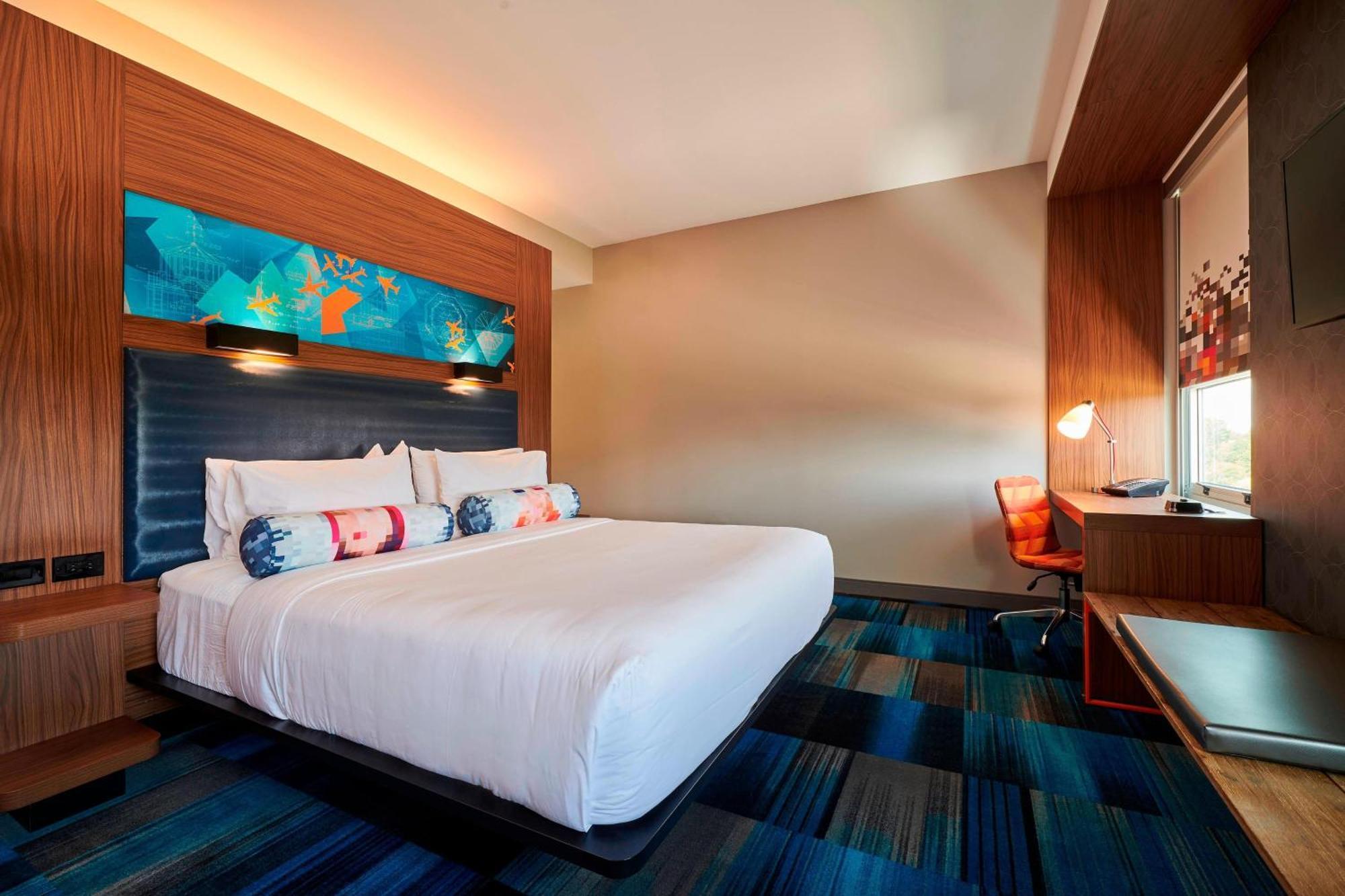 Aloft Cleveland Airport Hotel Северен Олмстед Екстериор снимка